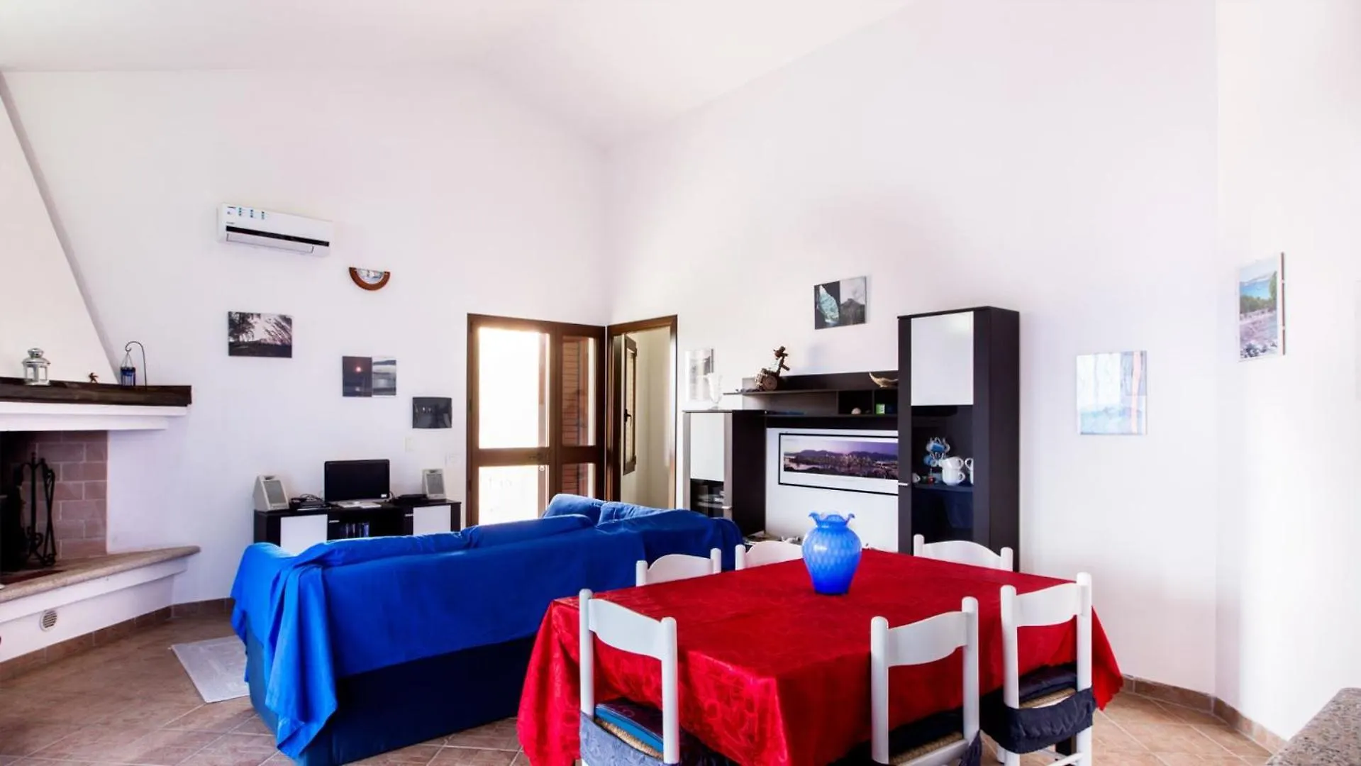 Case Vacanza Baia Chia Aiosardegna 0*,